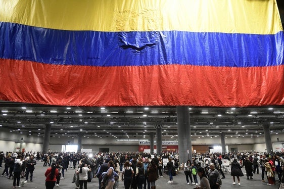 Alta afluencia de residentes ecuatorianos a la mesa electoral en Madrid.