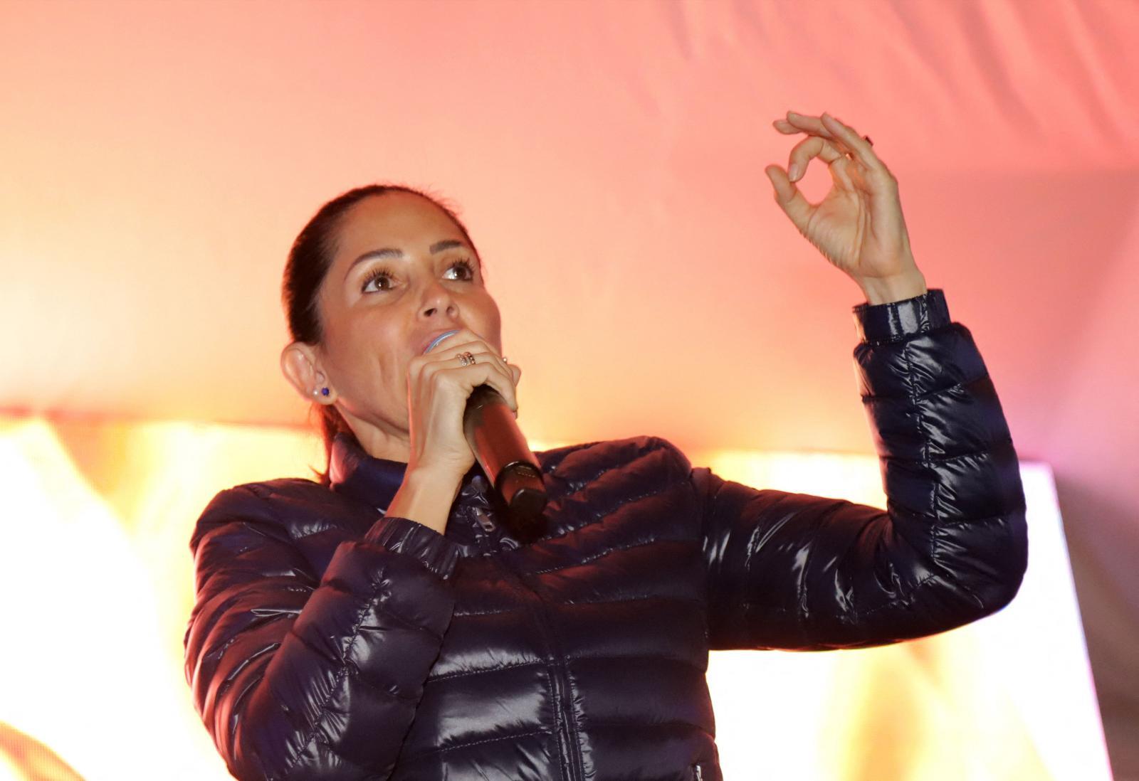 Luisa González, en el momento de anunciar que pedirá revisar los votos.