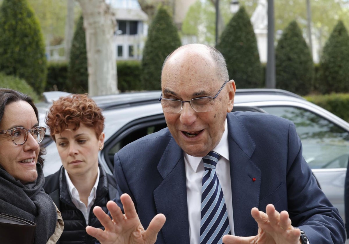Vidal-Quadras al juez: «Vino por detrás y me dijo, 'hola, señor'. Giré la cabeza y me disparó»