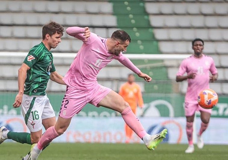 El Eldense se complica la permanencia al perder con un Ferrol casi descendido