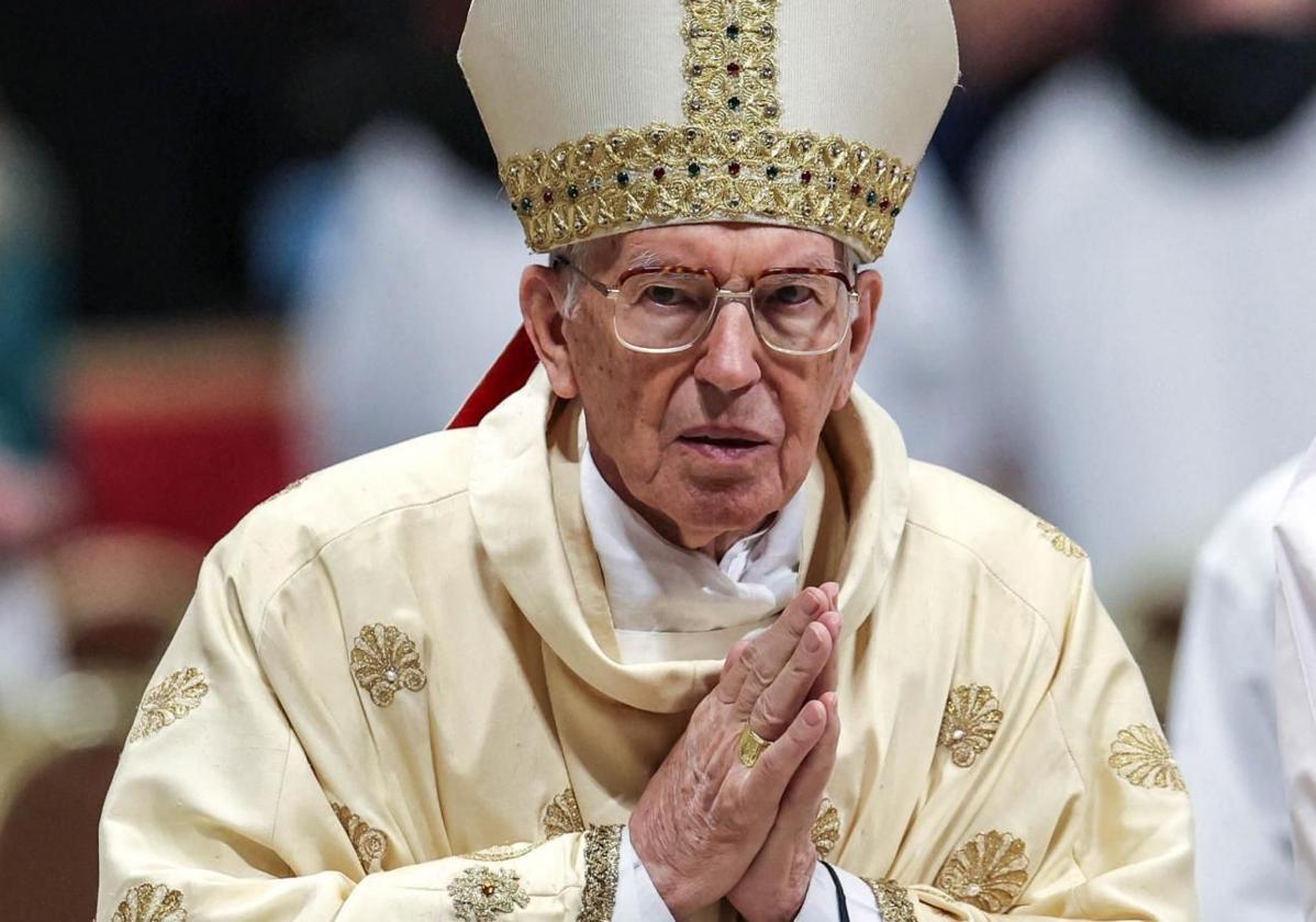 El hombre fuerte del Vaticano tras más de seis décadas en la Curia