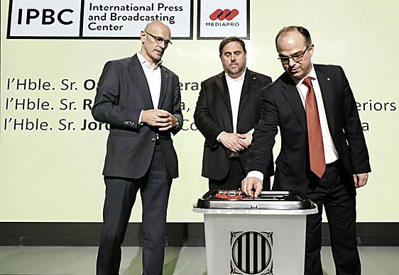 La Fiscalía pide la amnistía a una treintena de exaltos cargos del Govern