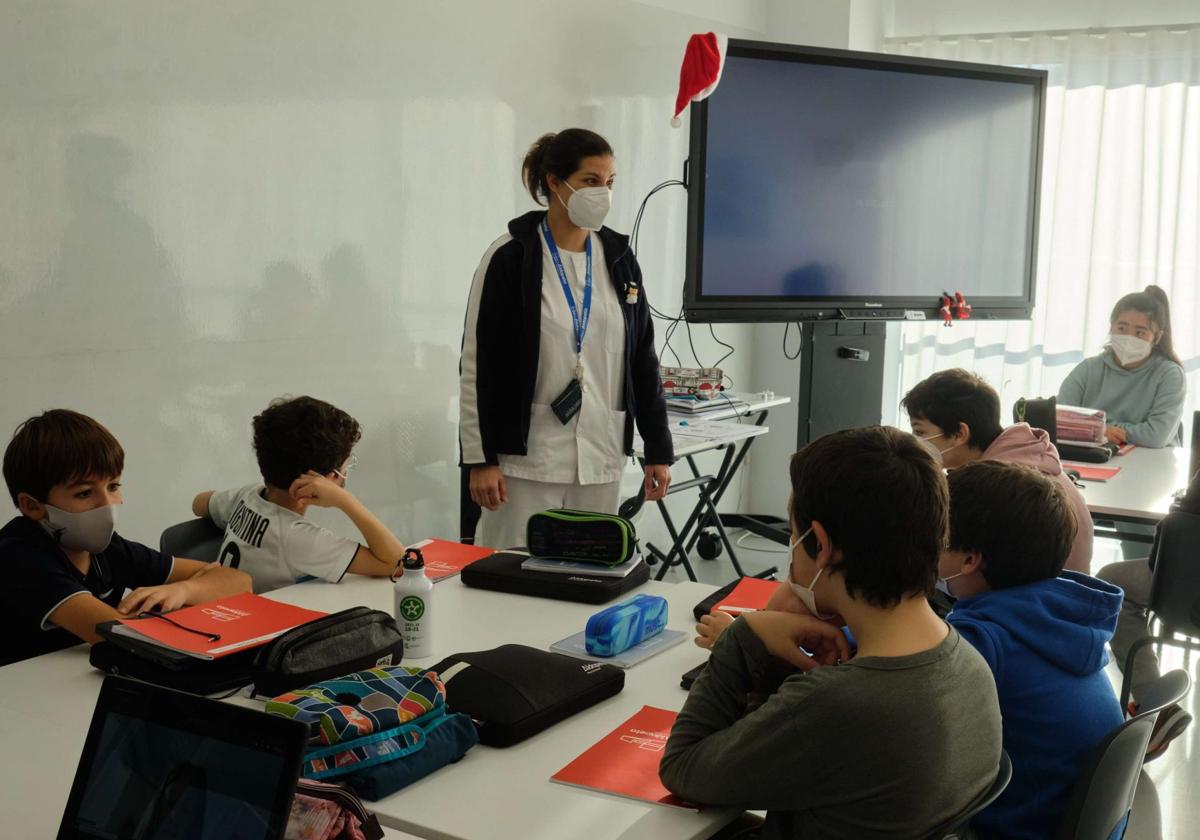 El Consejo de Enfermería pide que todos los centros educativos cuenten con una enfermera escolar