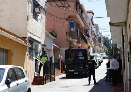 Agentes de policía en Los Prados (Málaga)