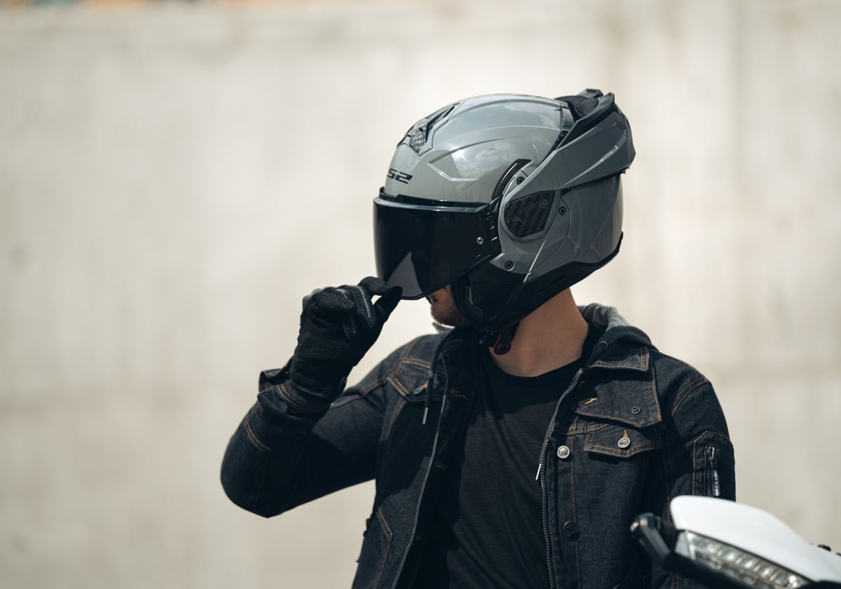 New LS2 Advant II Helmet: A Year-Round Ally