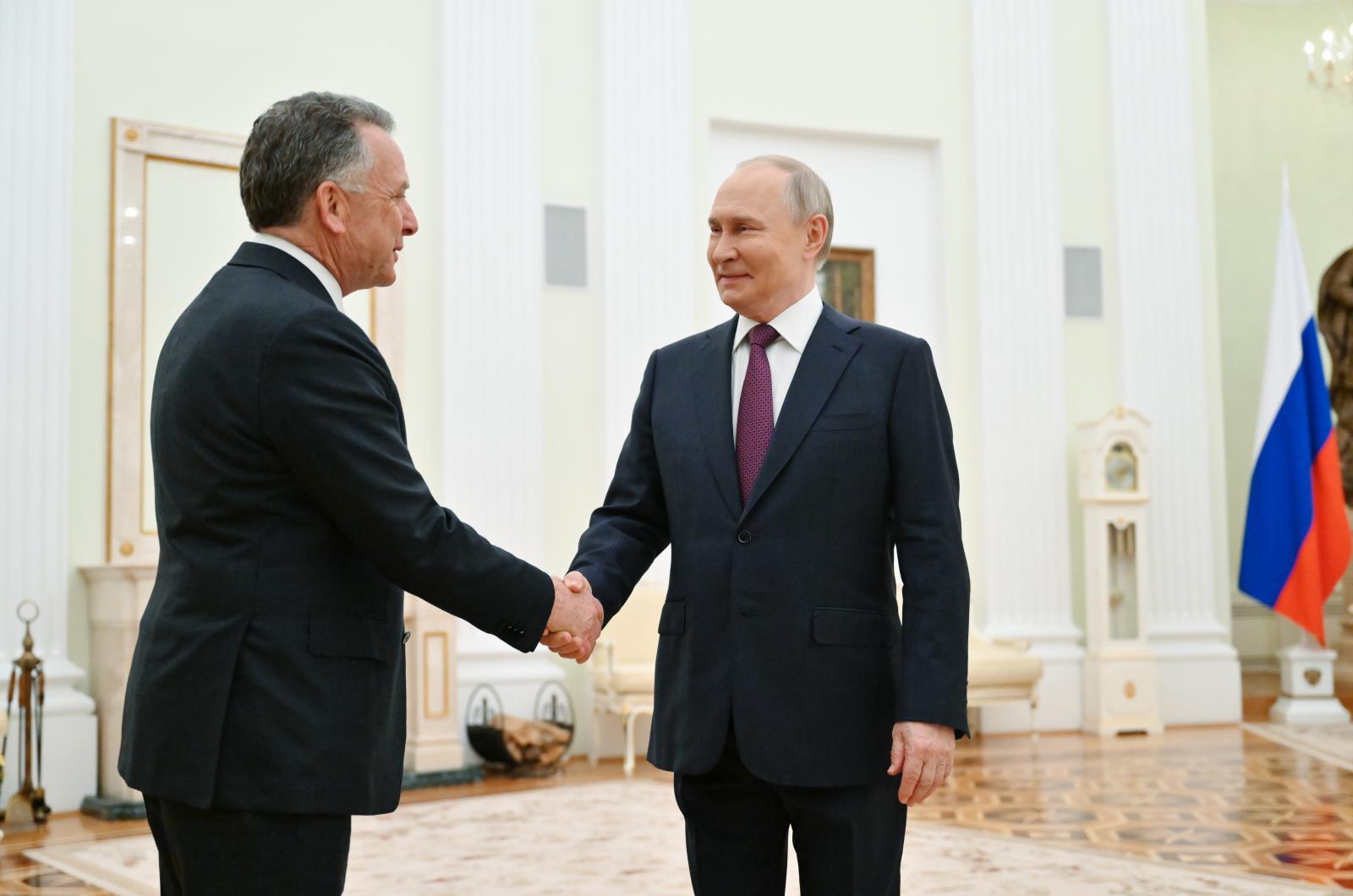 Ucrania se abre a negociar cesiones territoriales a Rusia si existe un alto el fuego incondicional