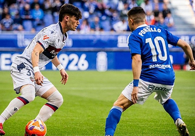 El Oviedo gana por la mínima al Levante y aprieta el ascenso directo