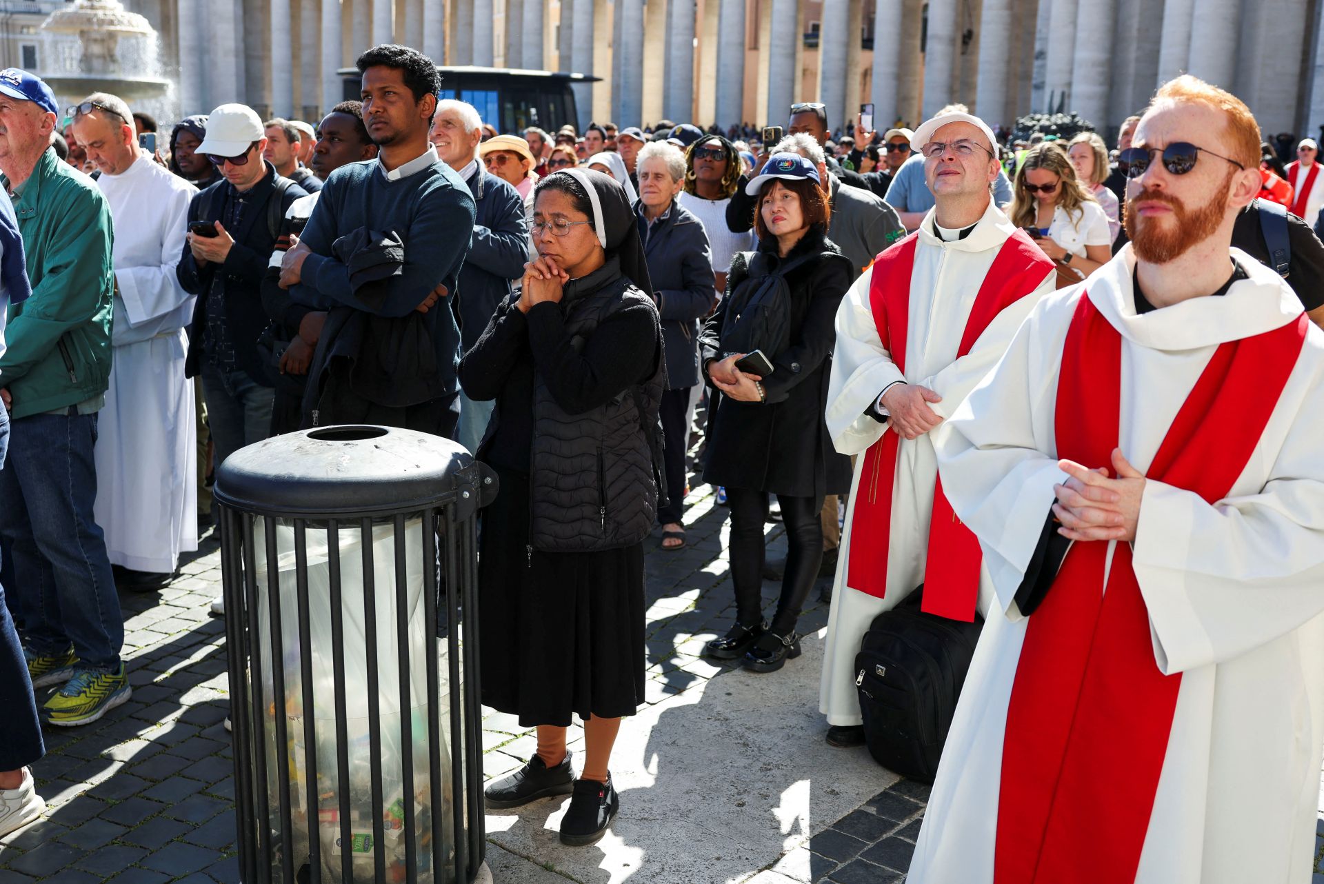 Representantes de otras religiones despiden al Papa Francisco