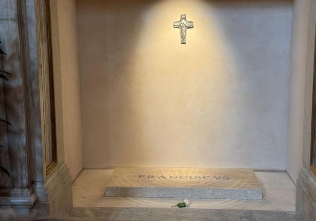 La tumba de Francisco.