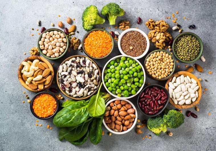 ¿Se puede tomar la proteína suficiente sin comer carne ni pescado?