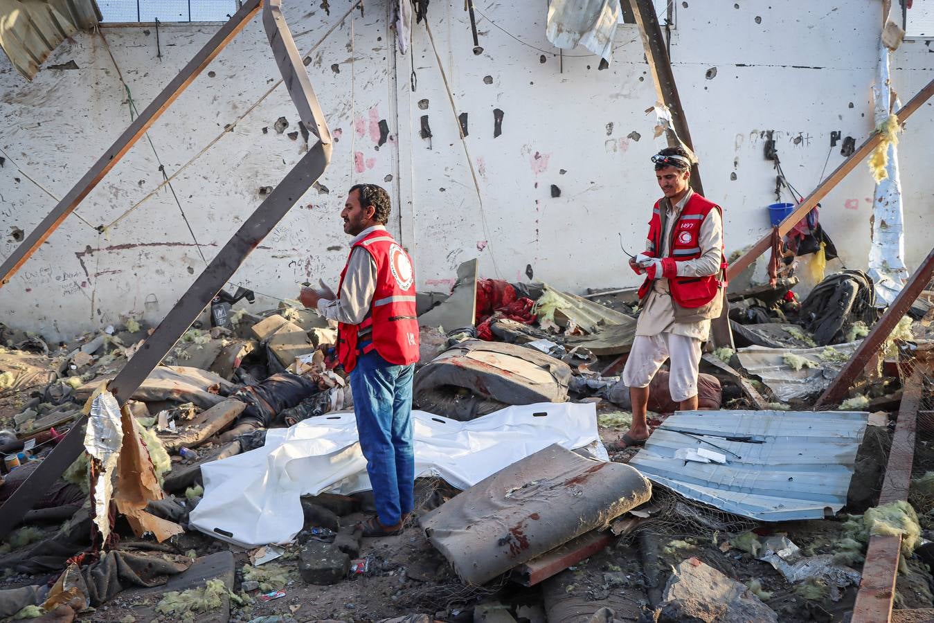 Las imágenes del bombardeo sobre Saada, que han dejado 68 muertos