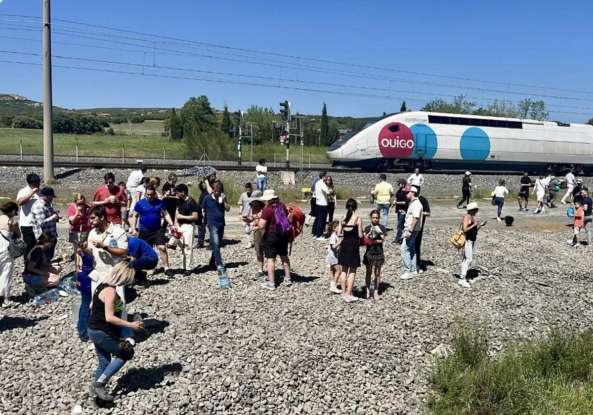 Brazatortas, el pueblo manchego que llevó comida a los viajeros atrapados en el tren por el apagón