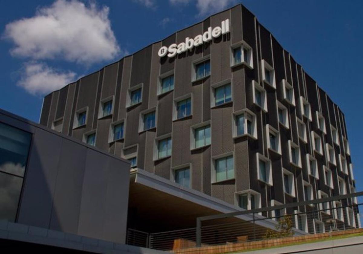 Sabadell, crítico con el método de la CNMC: no valora «las consecuencias para los clientes»