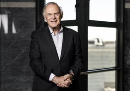 Pedro Piqueras ha dedicado al periodismo 51 años de su vida, los últimos 18 como presentador de Informativos Telecinco, de donde se despidió el 21 de diciembre de 2023.
