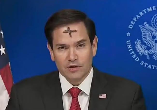 Marco Rubio apareció este año en televisión con la cruz marcada en su frente por el Miércoles de Ceniza.