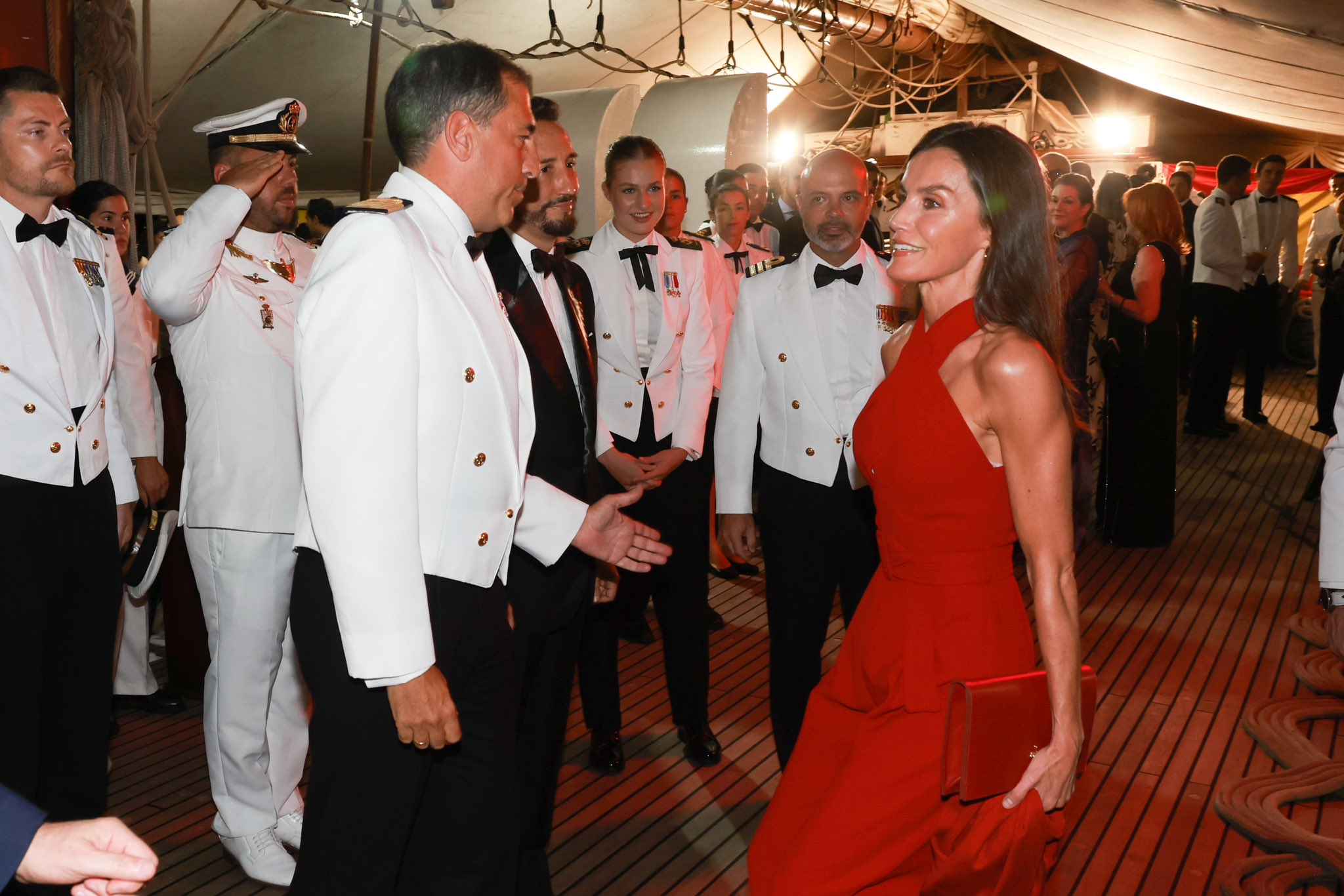 La reina Letizia a bordo del Juan Sebastián de Elcano.