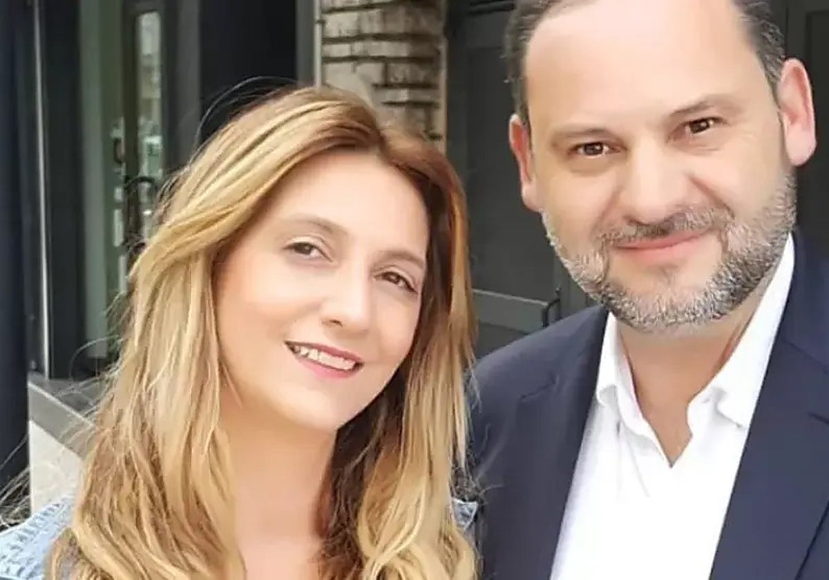 Claudia Montes con José Luis Ábalos