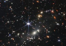 Todo el Universo podría estar girando y eso resolvería el enigma de su expansión