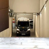 El furgón de la Guardia Civil que trasladó al matrimonio a la cárcel de Asturias la semana pasada.