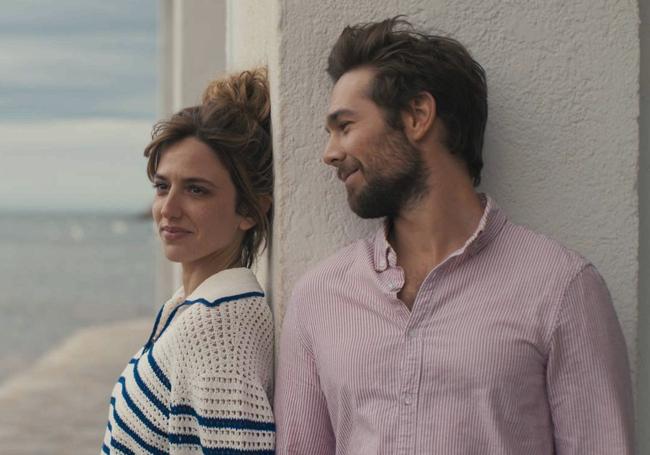 Marina Salas y Carlos Cuevas en 'También esto pasará'.