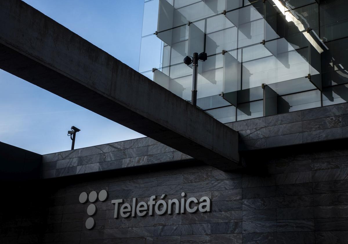 Competencia investiga a Telefónica por exigir permanencia en su televisión de pago