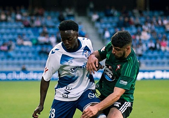 Empate sin goles entre los descendidos Tenerife y Ferrol