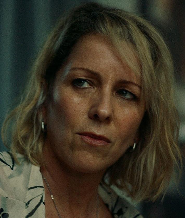 Imagen secundaria 2 - Tres fotogramas de la película.