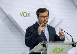 José Antonio Fúster, portavoz de Vox, en la sede del partido