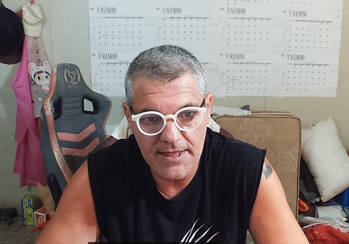 Frank Cuesta, durante el vídeo.