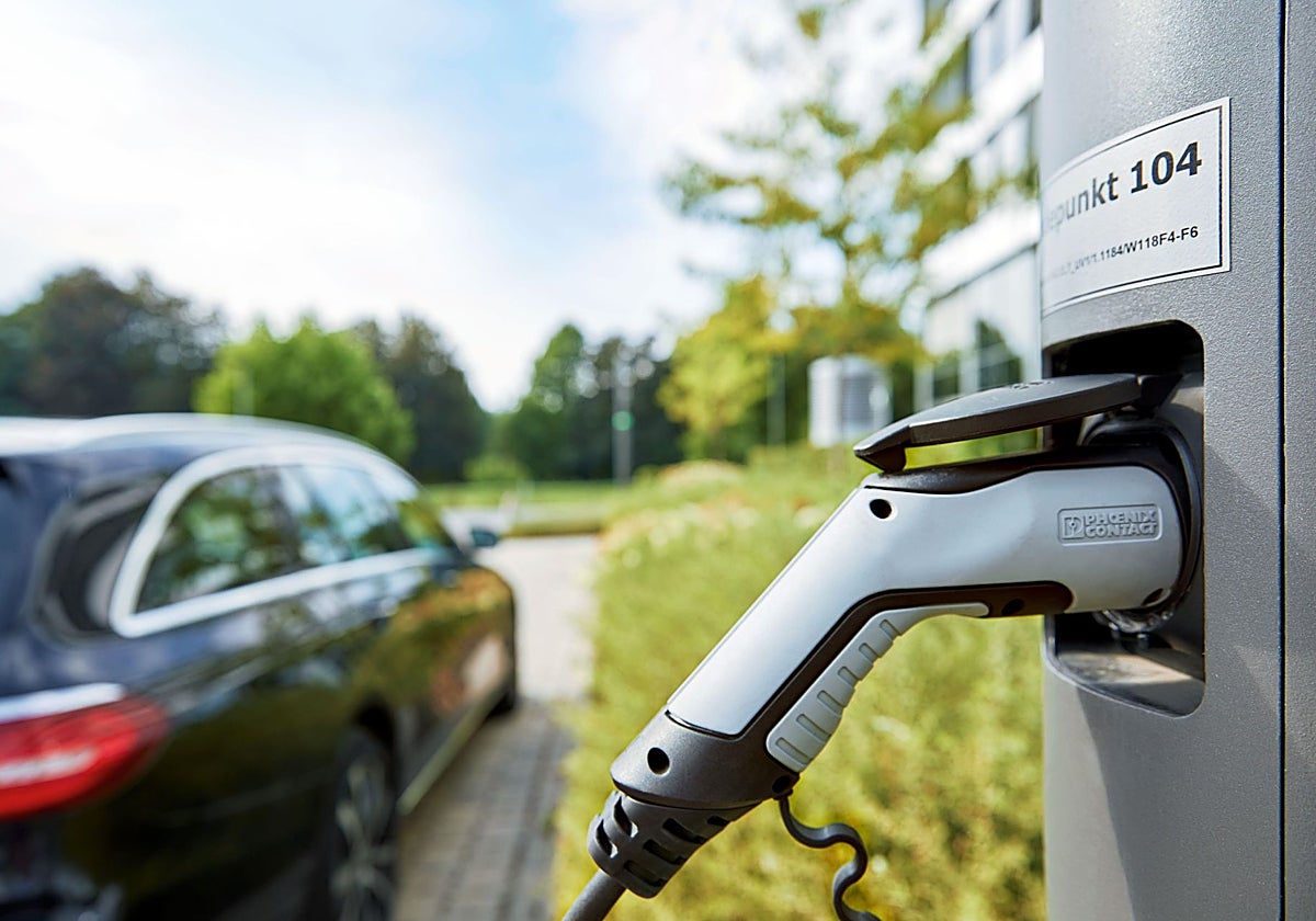 La cuota de mercado de los vehículos eléctricos en la Unión Europea fue del 15.2% en el primer trimestre de 2025