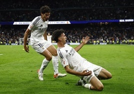 El Real Madrid aplaza el alirón del Barça con una remontada agónica