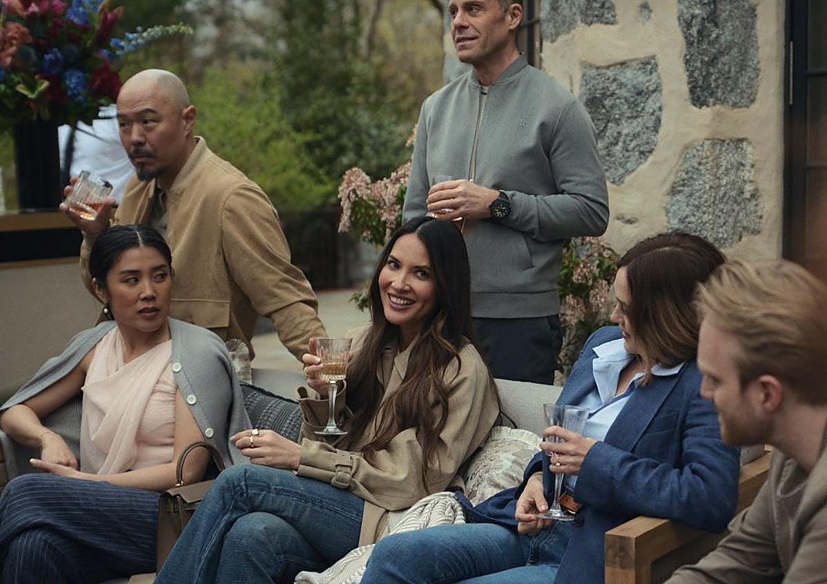 Imagen secundaria 1 - Jon Hamm es un ladrón de guante blanco en &#039;Vicios ocultos&#039;