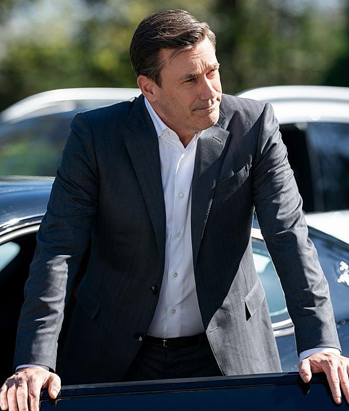 Imagen secundaria 2 - Jon Hamm es un ladrón de guante blanco en &#039;Vicios ocultos&#039;