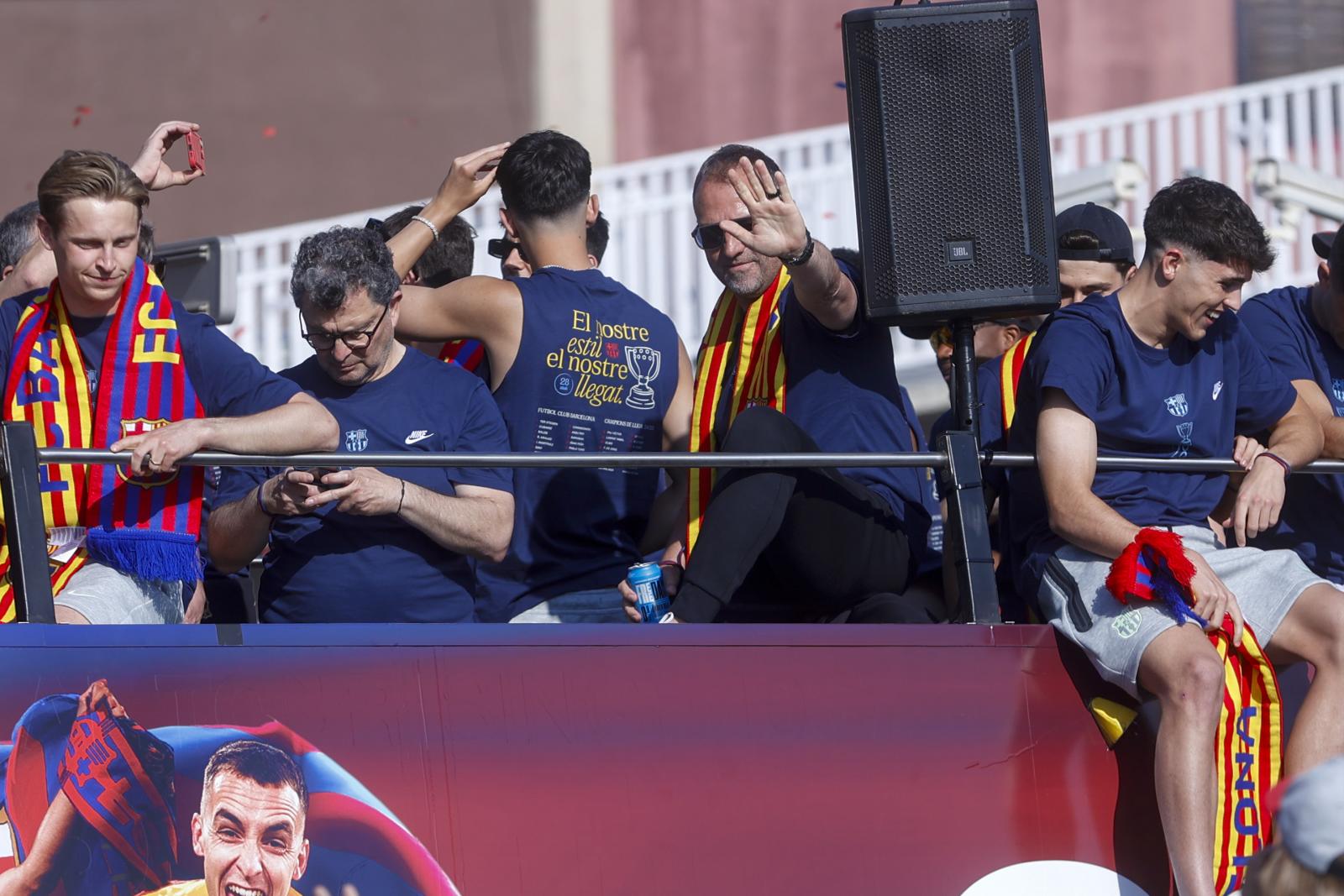 El Barça festeja la Liga por las calles de la Ciudad Condal