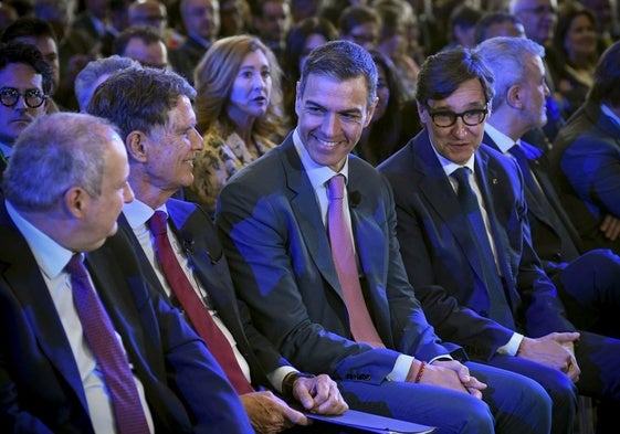 El presidente Pedro Sánchez con empresarios en Barcelona.