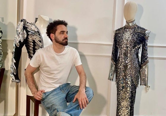 El hombre en la sombra que viste a la «Beyoncé española»