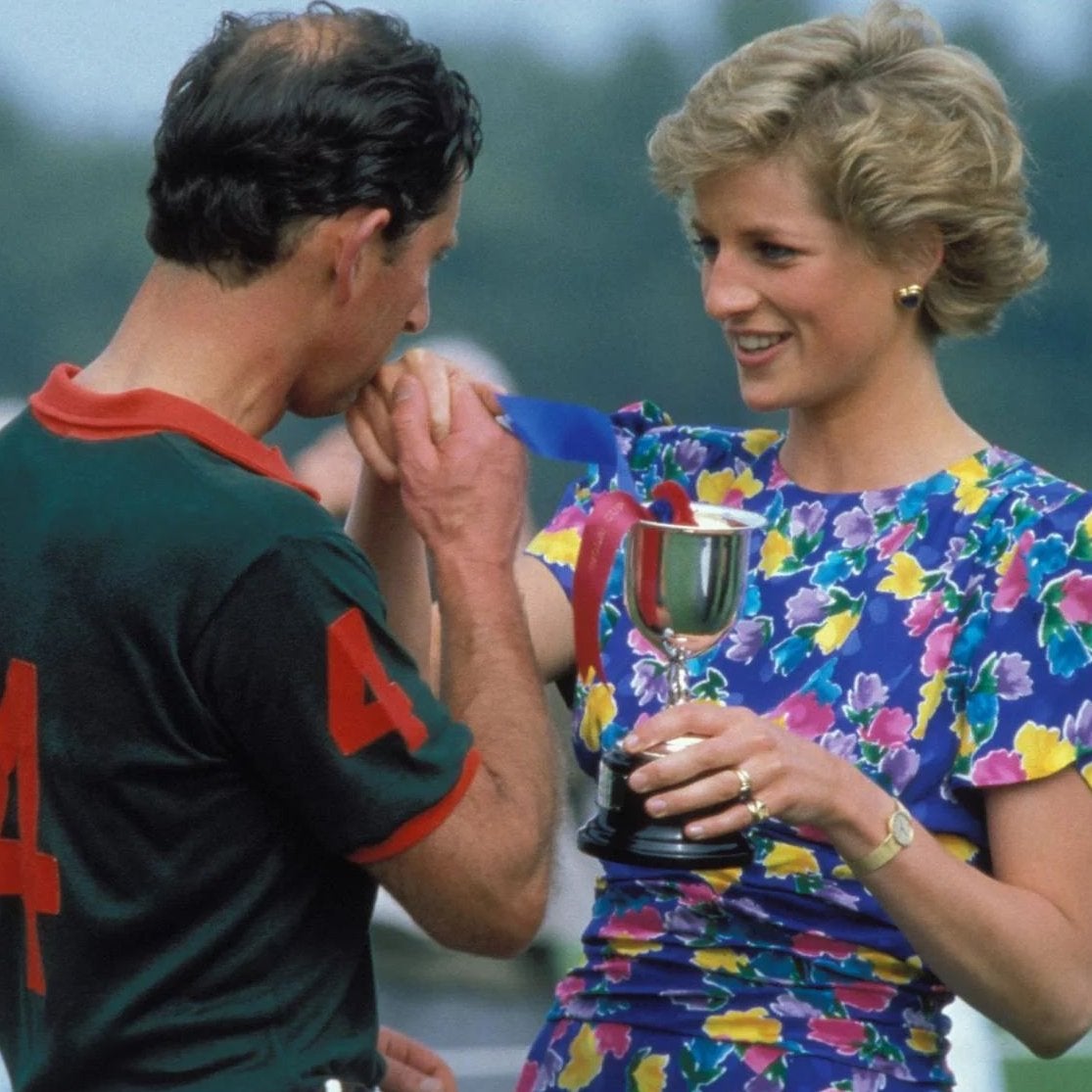 Las palabras de Carlos de Inglaterra que traumatizaron a Diana de Gales en su presentación ante la prensa