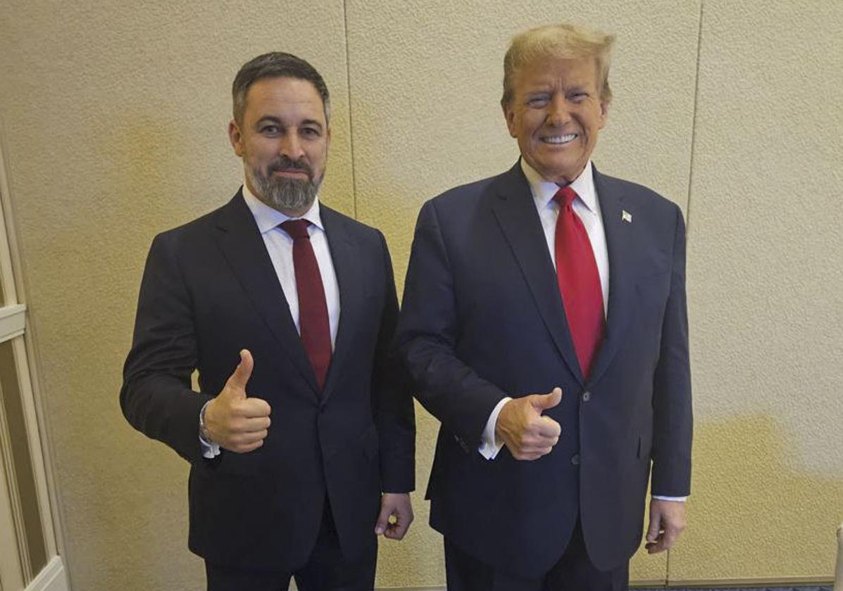 Santiago Abascal y Donald Trump, en una convención política celebrada en Washington en 2024.
