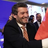 André Ventura, líder de Chega, celebra su ascenso electoral.
