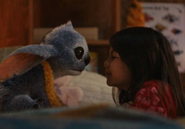 «Intimida llevar 'Lilo y Stitch' a acción real, pero también es un honor»