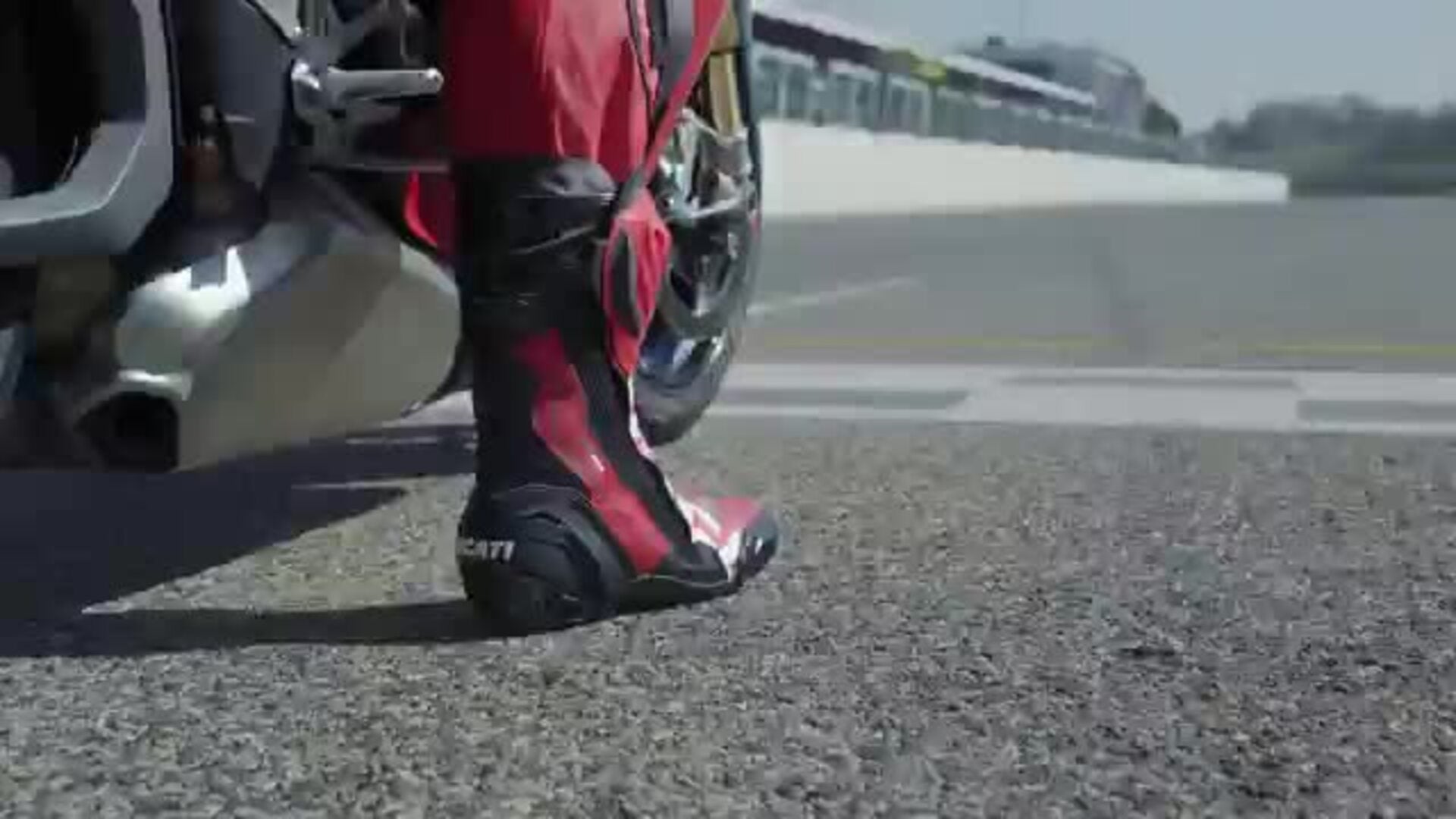 Lamborghini Vs Ducati: Dos excelencias italianas frente a frente: