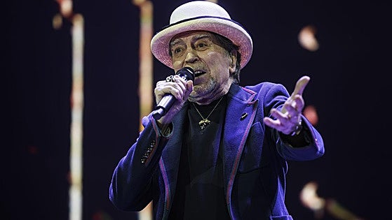 Joaquín Sabina inicia su adiós llenando de bombines el Madrid Arena