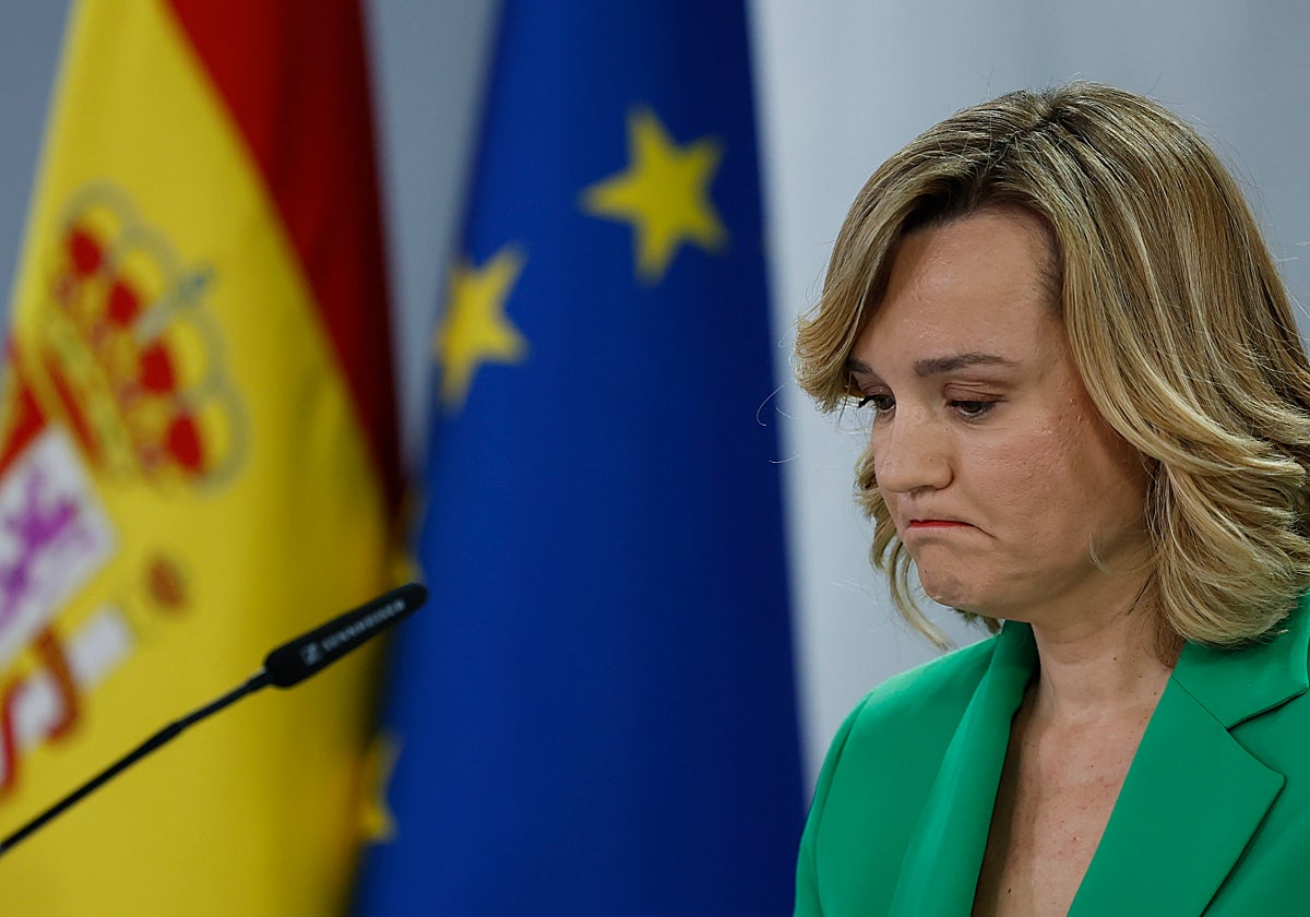 La ministra de Educación y Deporte, Pilar Alegría, comparece en Moncloa este martes tras el Consejo de Ministros