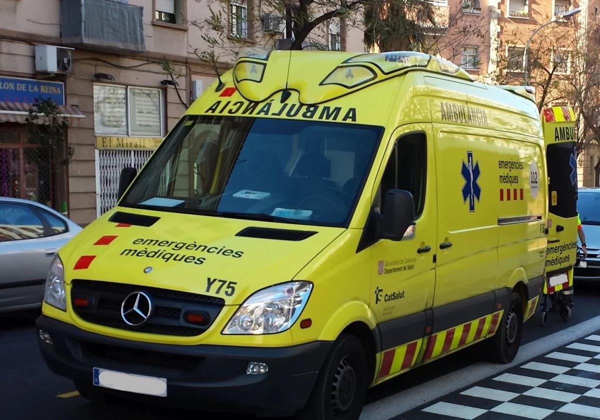 Un hombre fallece en sabadell al derrumbarse la fachada de un centro comercial | las provincias
