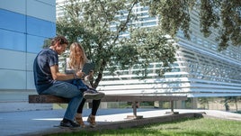 La Universidad Francisco de Vitoria lanza el primer máster oficial en Acompañamiento Integral en España