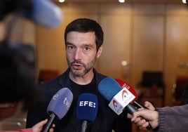 El ministro de Derechos Sociales, Consumo y Agenda 2023, Pablo Bustinduy.