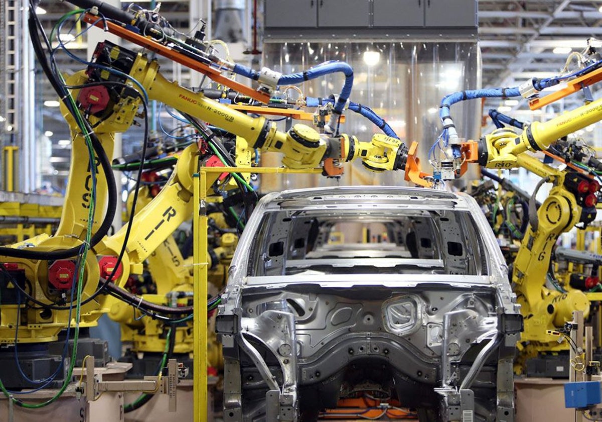 Power Outage and Easter Week Hamper Vehicle Production and Export in April