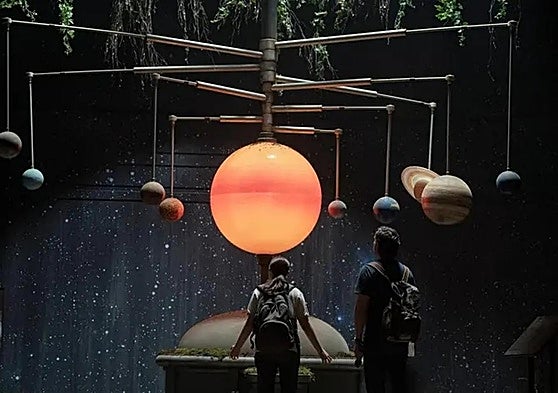 Ellie y Joel, en el museo de ciencias.