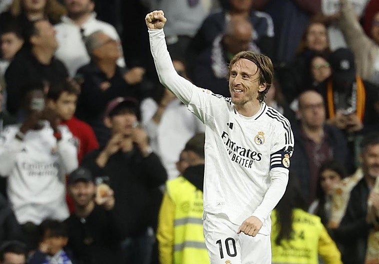 Luka Modric, durante un partido con el Real Madrid en el Bernabéu.