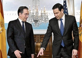 Albares y Rubio expresan sus discrepancias sobre el gasto en defensa en un encuentro «cordial»